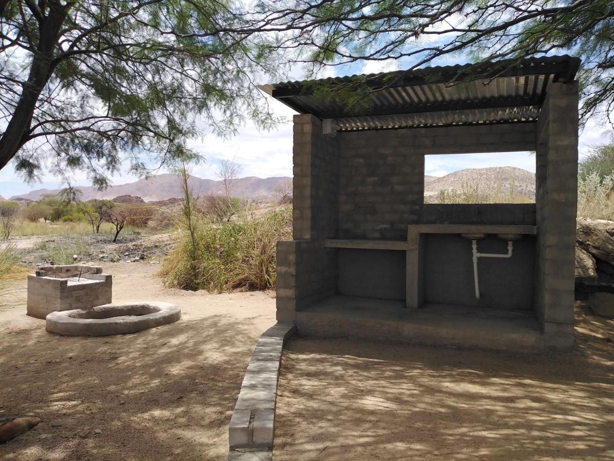 Achab Camping Camp Site Usakos 외부 사진